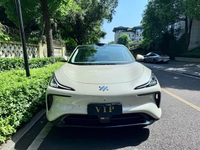 IM Motors Zhiji LS6