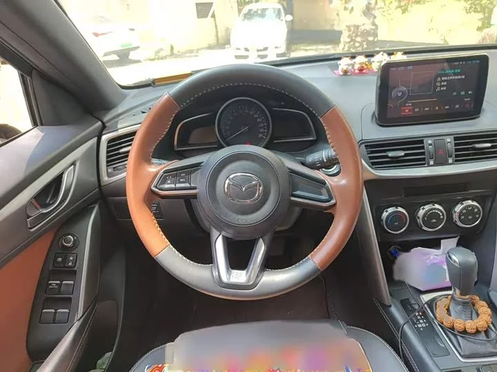 Mazda CX-4