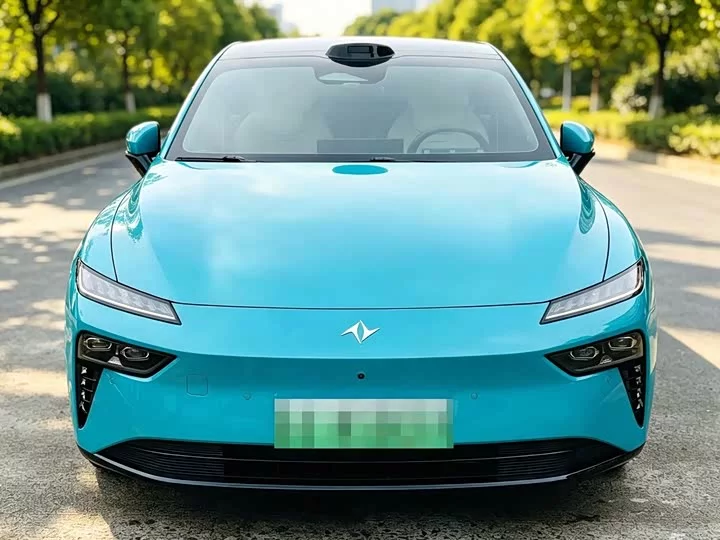 Dongfeng eπ007