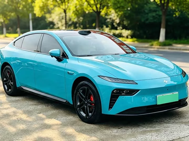 Dongfeng eπ007