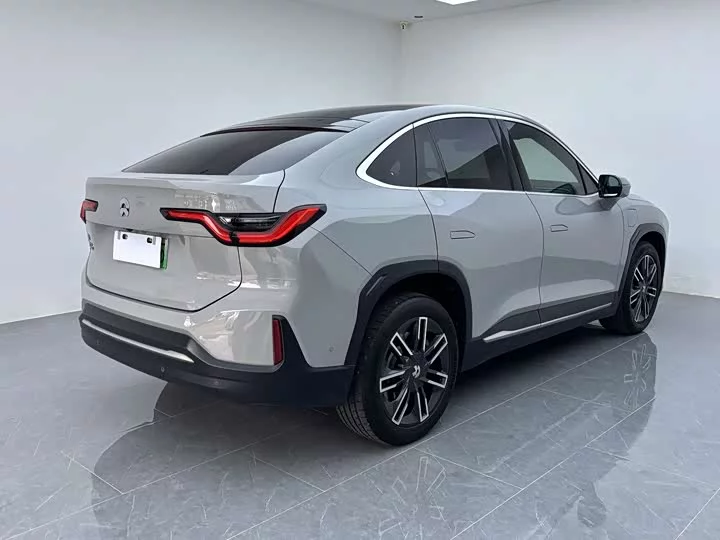 NIO EC6