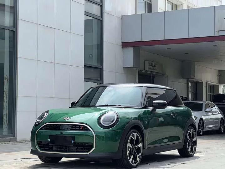 MINI 