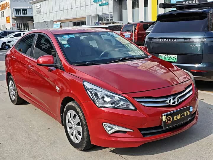 Hyundai Rena