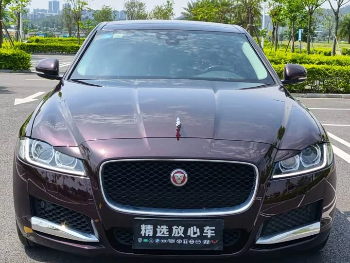 Jaguar XFL