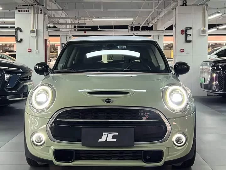 MINI 