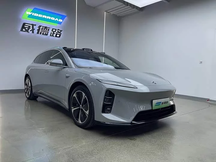 NIO ET5T
