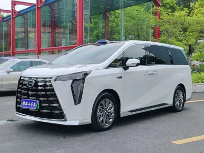 GAC Trumpchi aspires to the M8