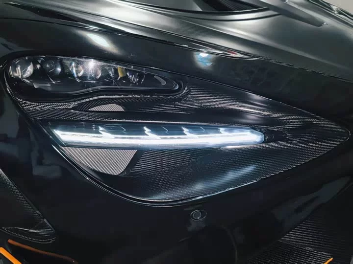 McLaren 720S