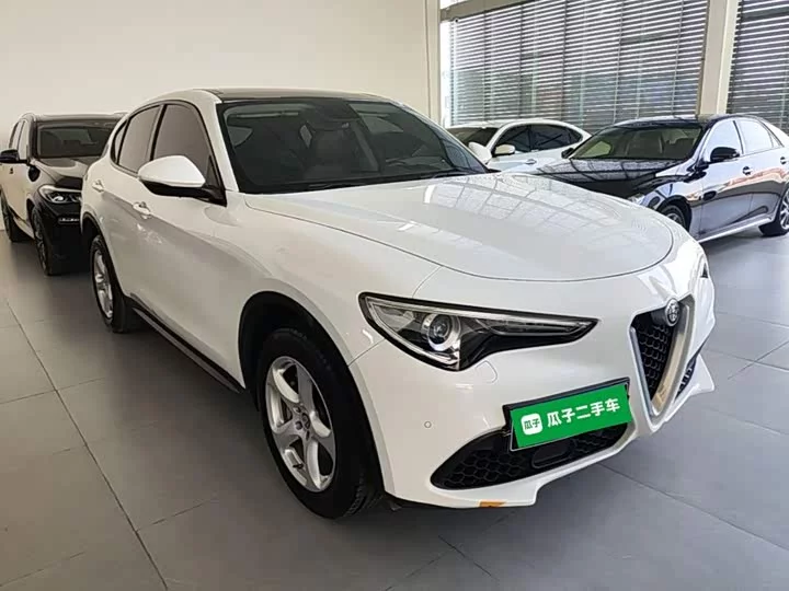 alfa romeo Stelvio
