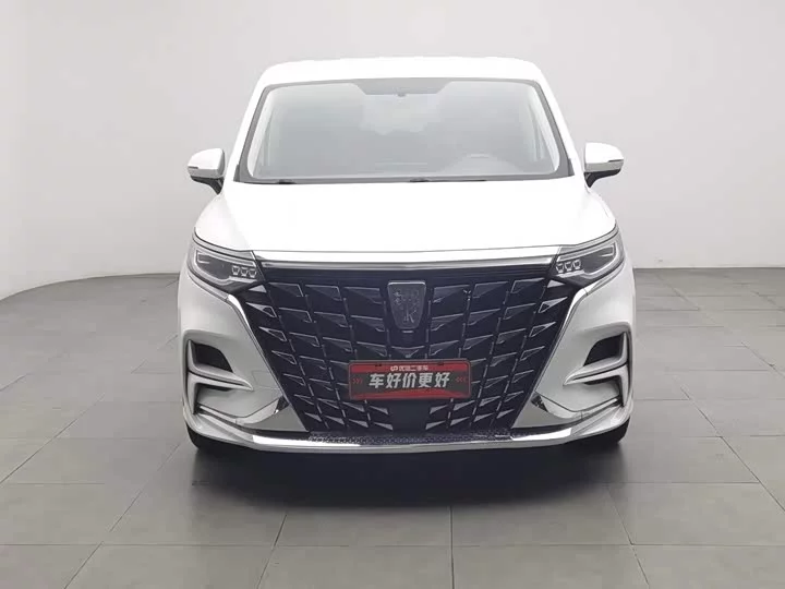 Roewe iMAX8