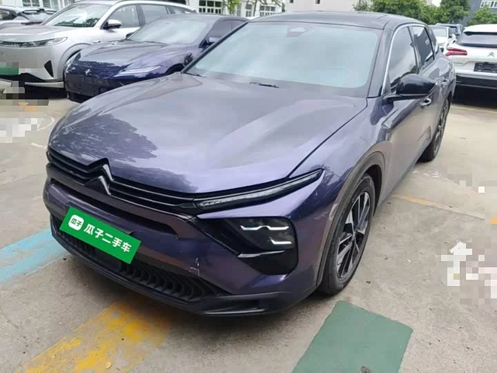 Citroën Versailles C5 X