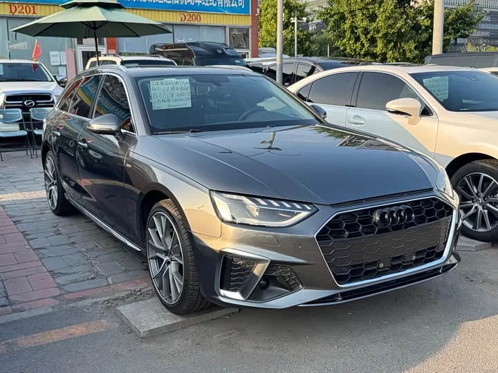 Audi A4