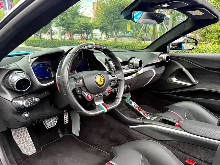 ferrari 812