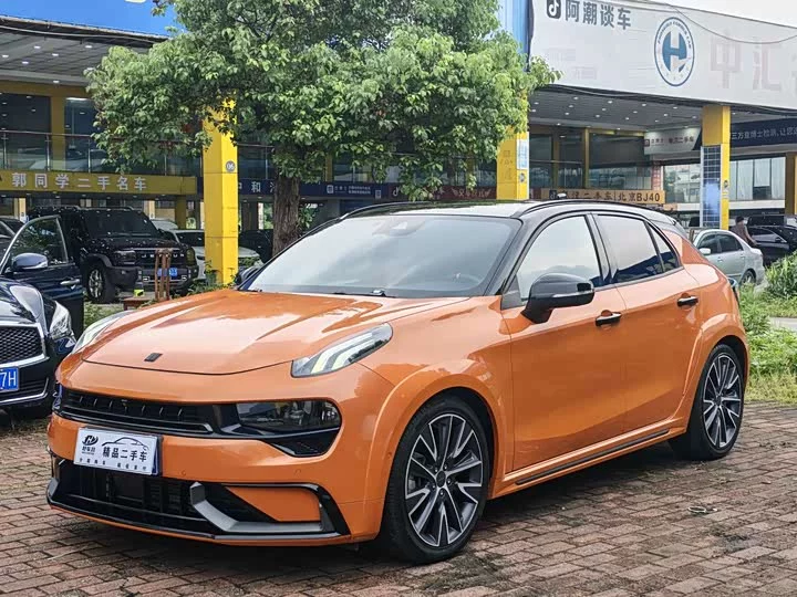 Lynk & Co 02 Hatchback