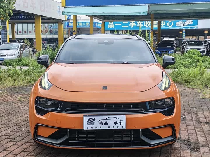 Lynk & Co 02 Hatchback