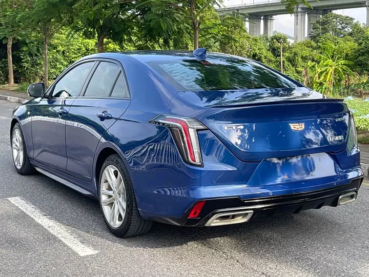 Cadillac CT4