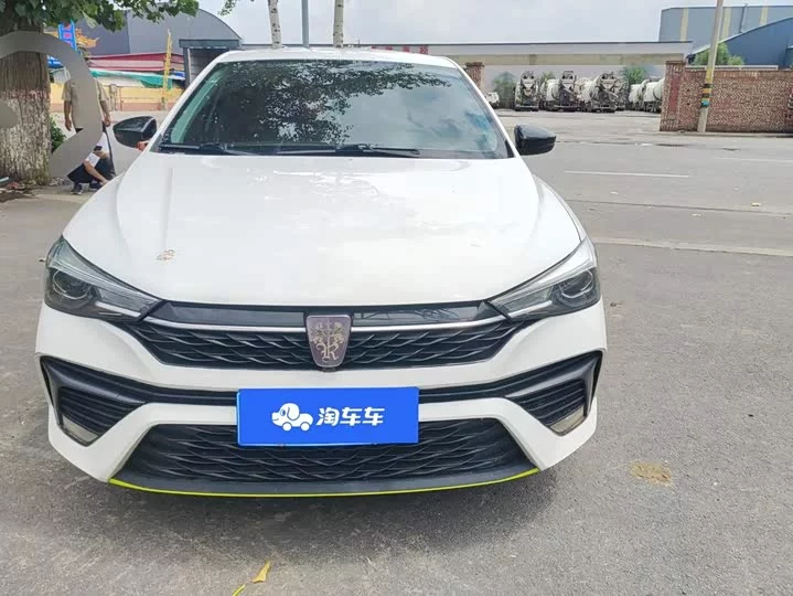 Roewe i5