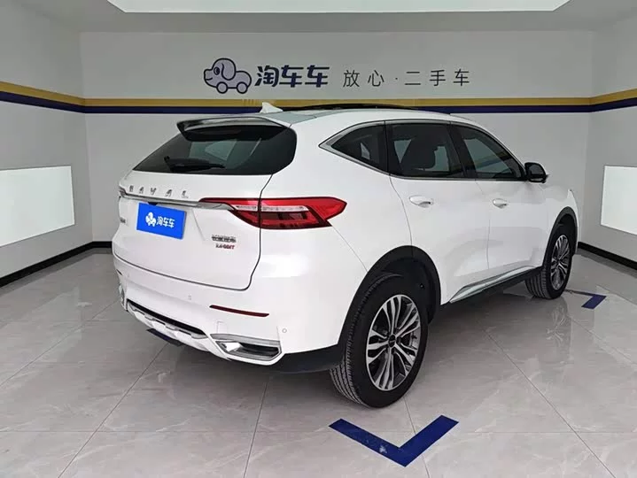 Haval F7