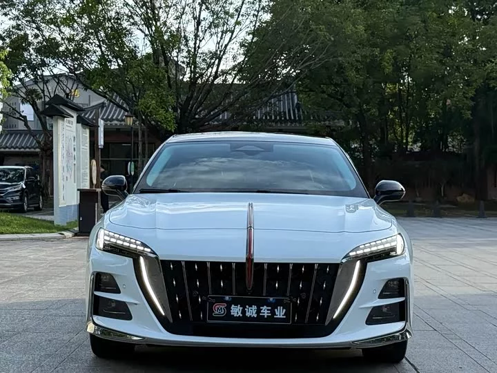 Hongqi H6