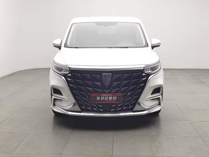 Roewe iMAX8