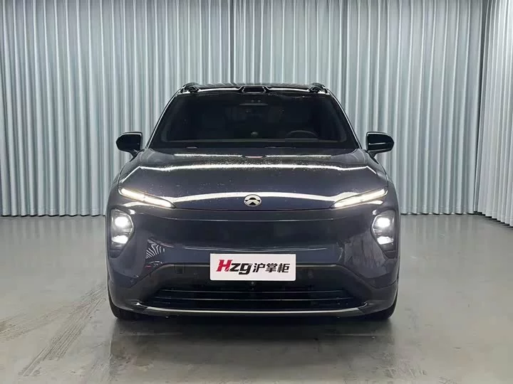 NIO ES7