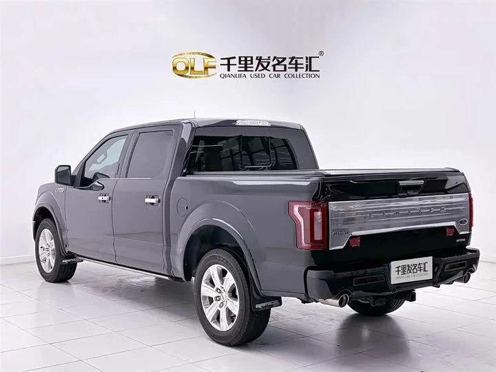 Ford F-150 Raptor