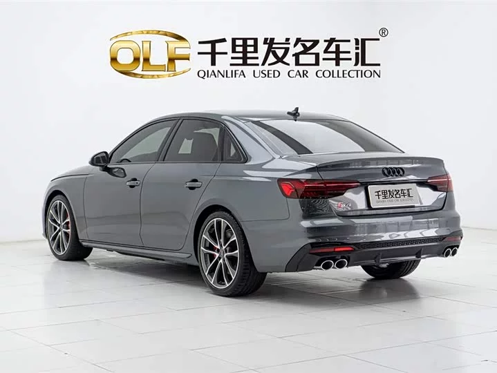 Audi S4