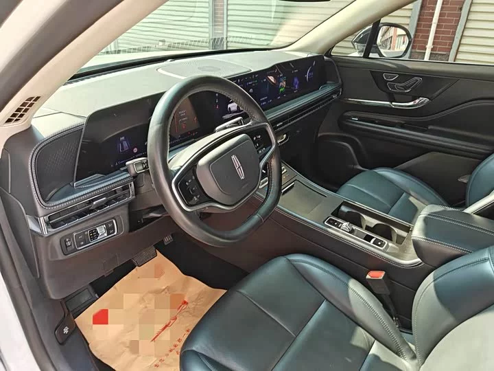 Lincoln adventurer