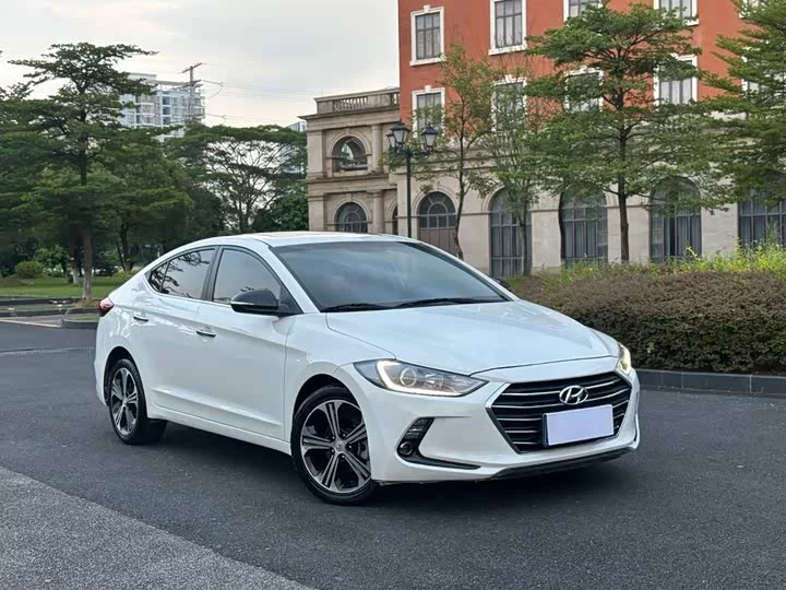 Hyundai lead