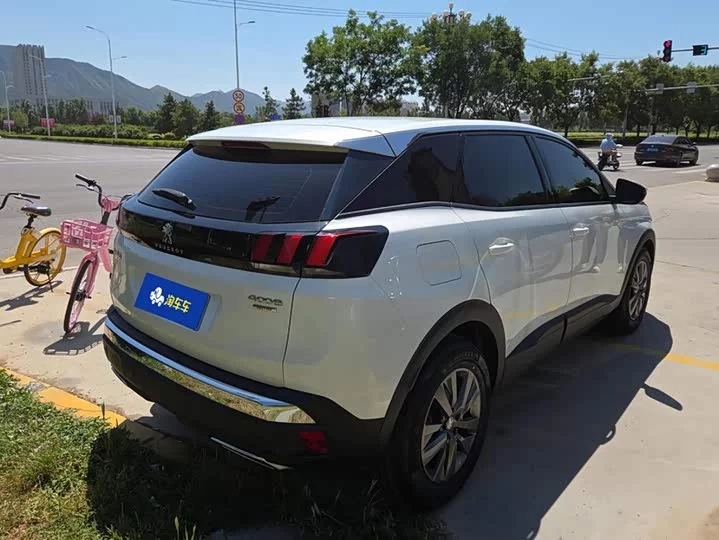 Peugeot 4008