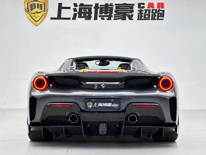 ferrari 488