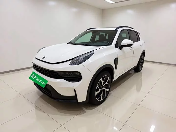 Lynk & Co 01 EM-P