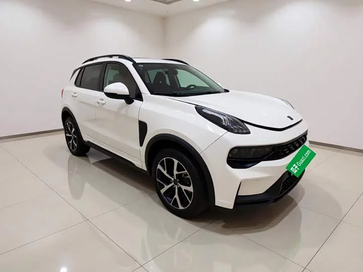 Lynk & Co 01 EM-P