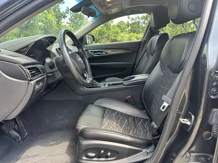 Cadillac ATS-L