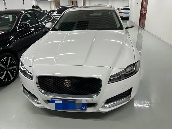 Jaguar XFL