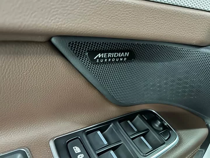 Jaguar XFL
