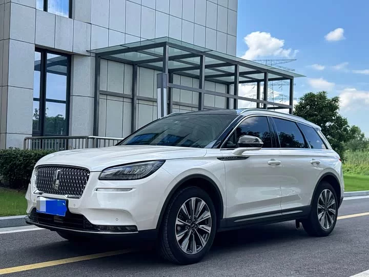 Lincoln adventurer