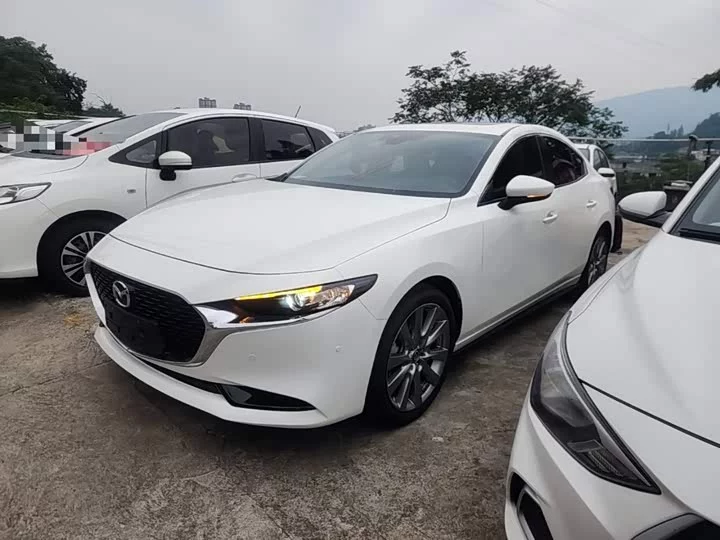 Mazda 3
