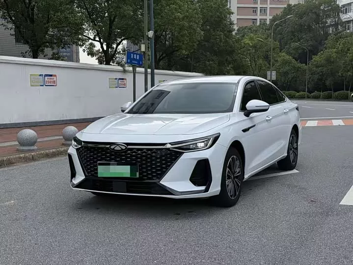 Chery Fengyun A8