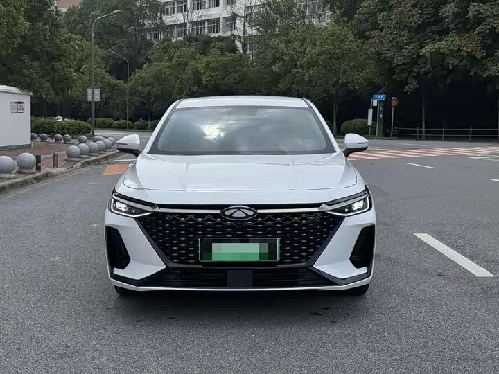 Chery Fengyun A8