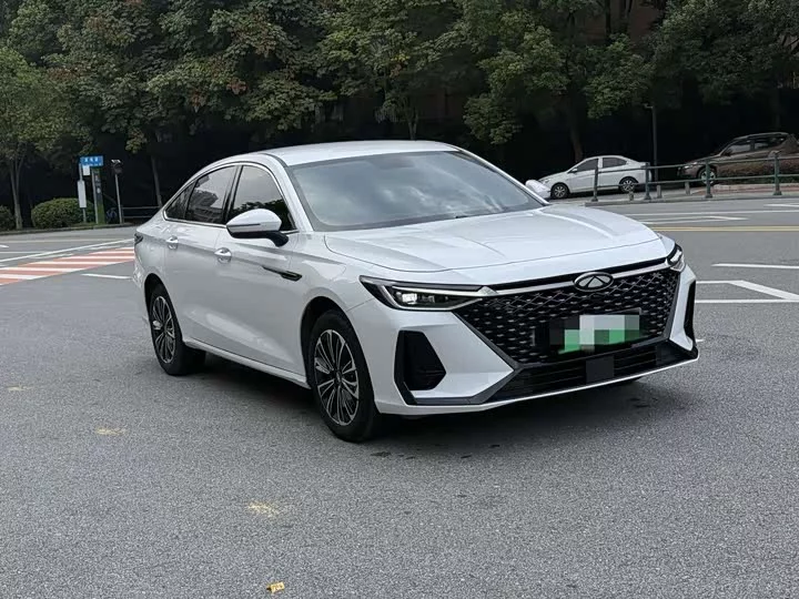 Chery Fengyun A8