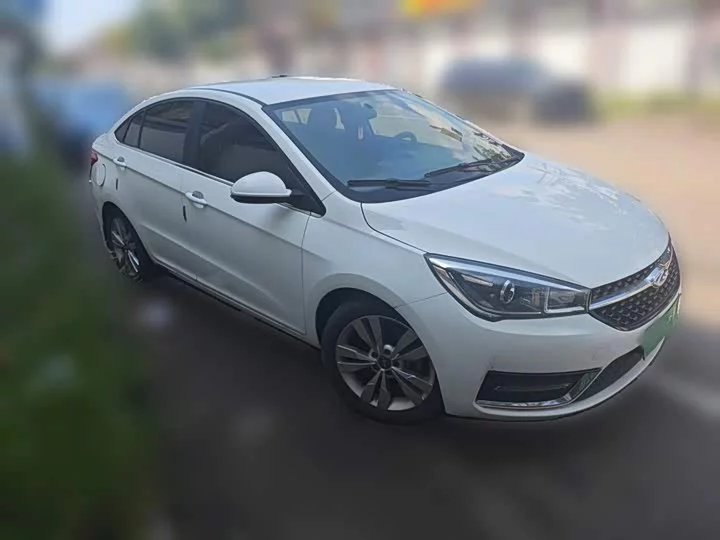 Chery Arrizo 5