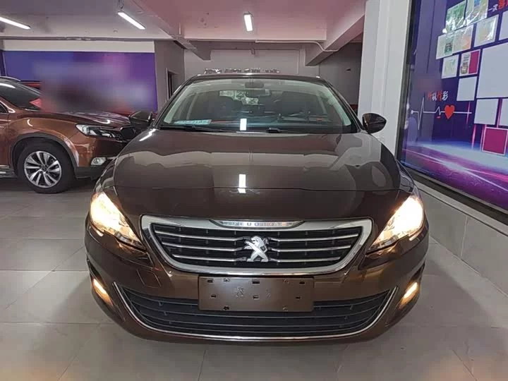Peugeot 408