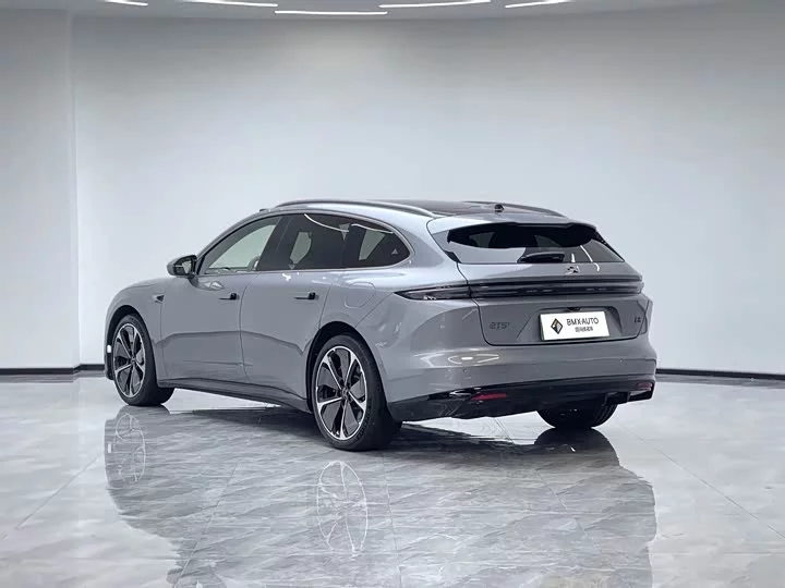 NIO ET5T