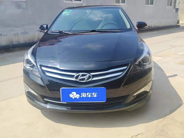 Hyundai Rena
