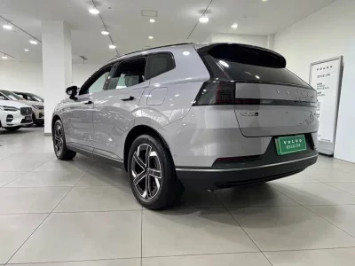 Volvo XC70 plug-in hybrid