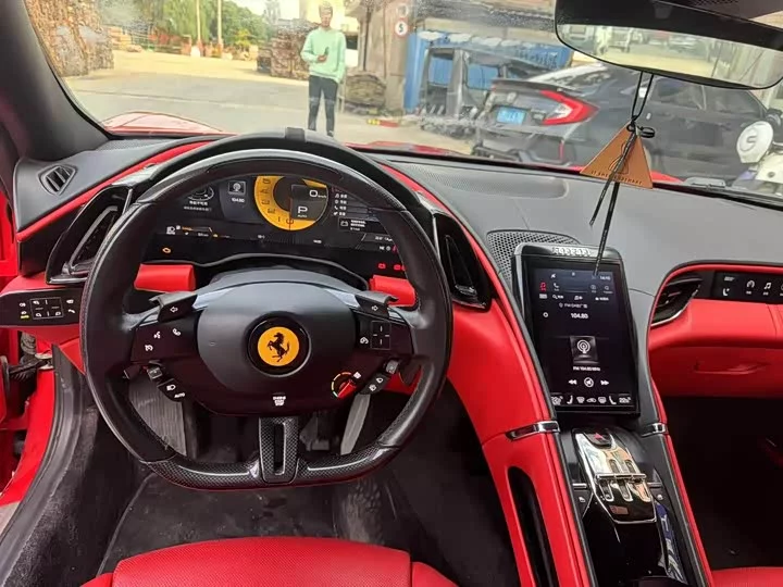 ferrari Roma