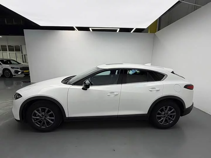 Mazda CX-4