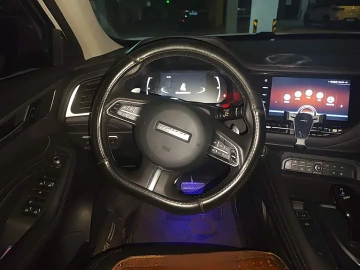 Haval F7