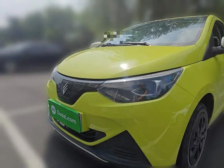 Jiangling Easy EV2